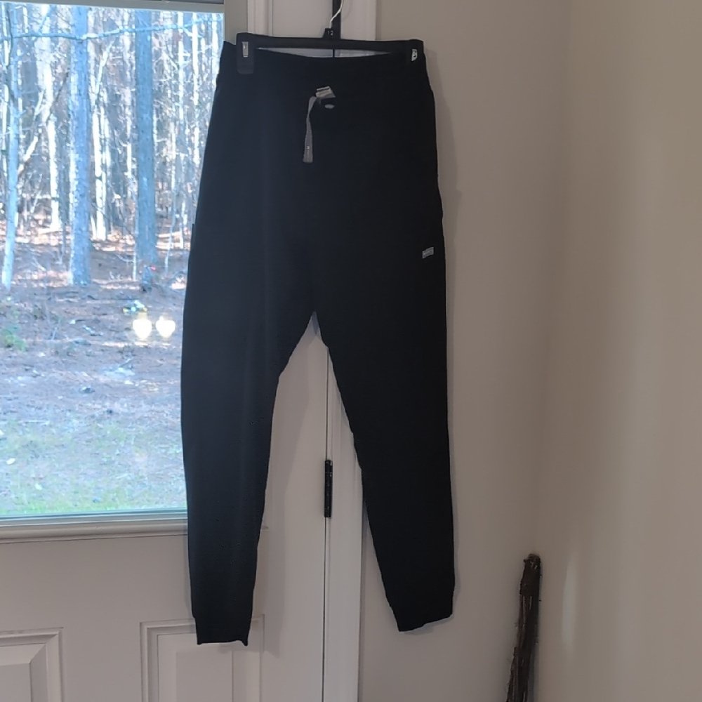 Women's Black Jogger Scrubs